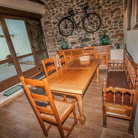 Holiday home Casa Rural El Almendro De Maria