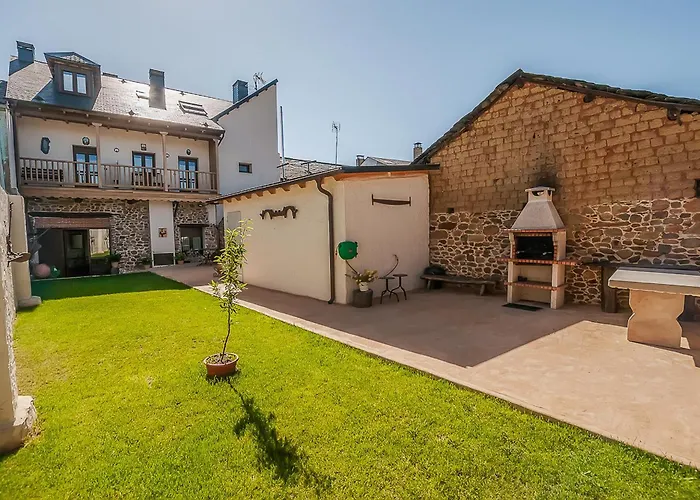 Casa Rural El Almendro De Maria Vakantiehuis Ponferrada